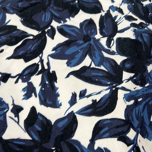 S.C. & Co Skort size medium. - Picture 5 of 9